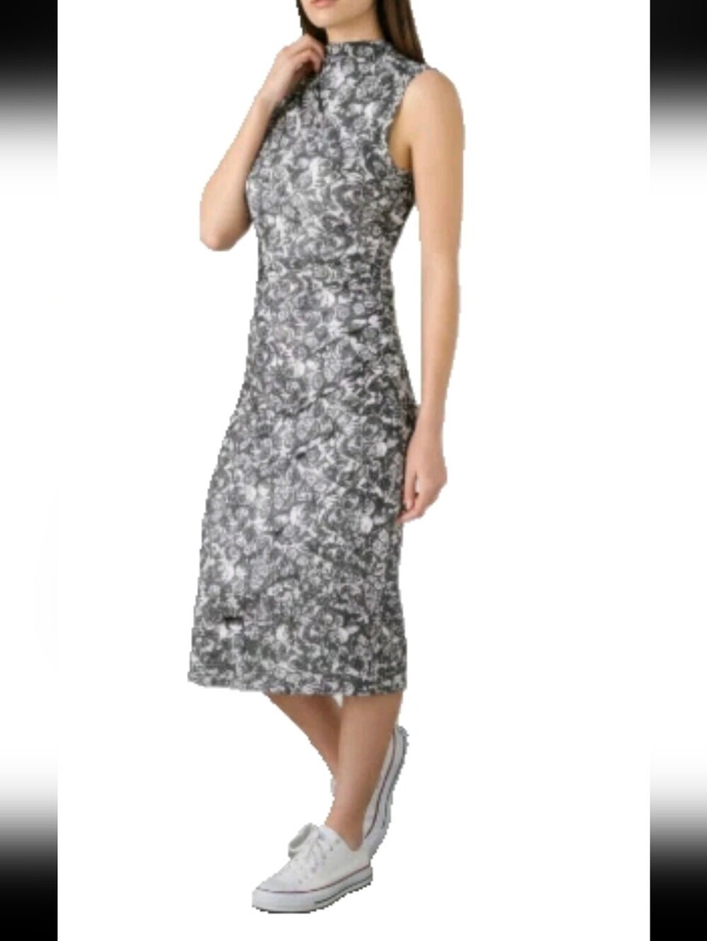 NWT Betsey Johnson Black & White Floral Sleeveless Maxi Dress..SIZE:L